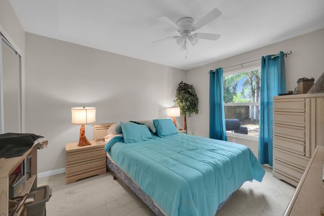 552 SW Eyerly Avenue, Port St. Lucie, Port St Lucie, FL 34983