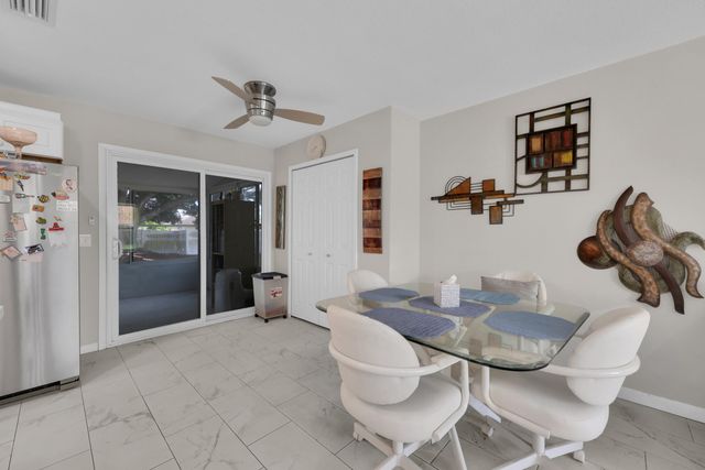 552 SW Eyerly Avenue, Port St. Lucie, Port St Lucie, FL 34983