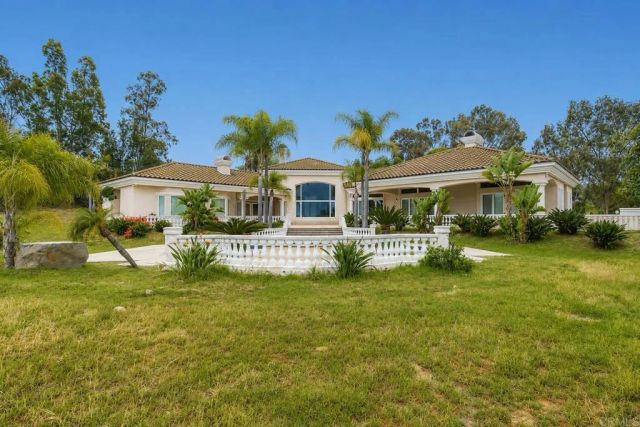 16762 Caminito De Las Palmas, San Diego, CA 92127