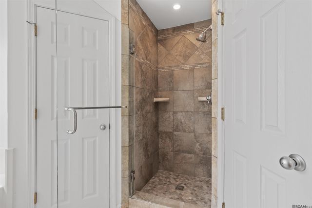 9873 Chapel Hill Dr, Denham Springs, LA 70706