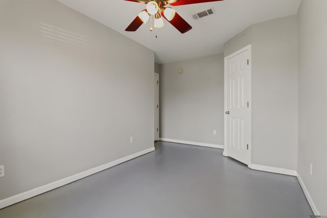 9873 Chapel Hill Dr, Denham Springs, LA 70706