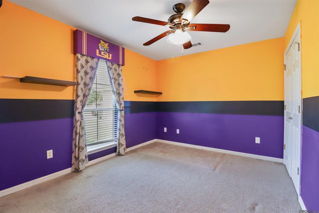 9873 Chapel Hill Dr, Denham Springs, LA 70706