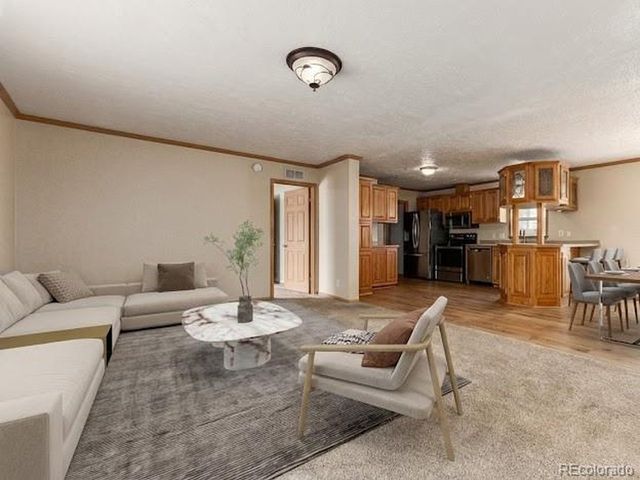 5675 Bryant St, Denver, CO 80221