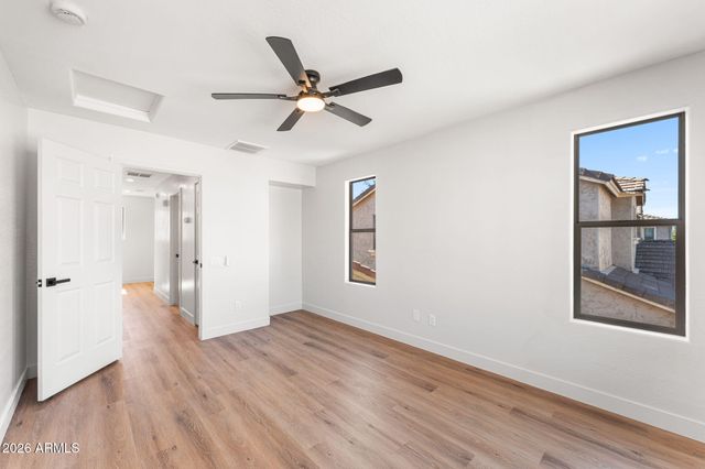 1943 W DAVIS Road, Phoenix, AZ 85023