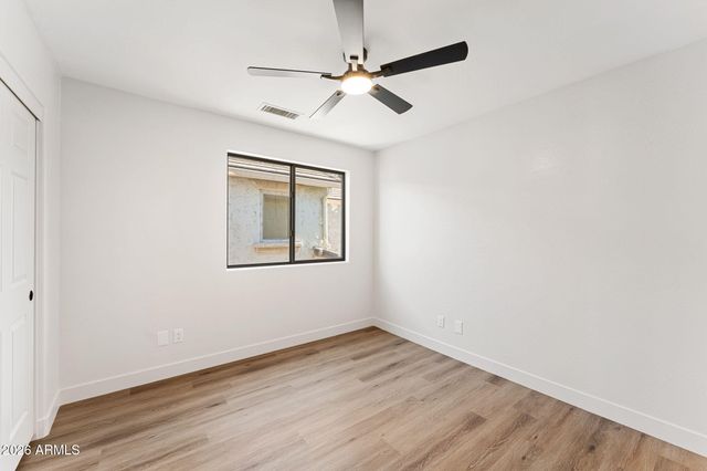 1943 W DAVIS Road, Phoenix, AZ 85023
