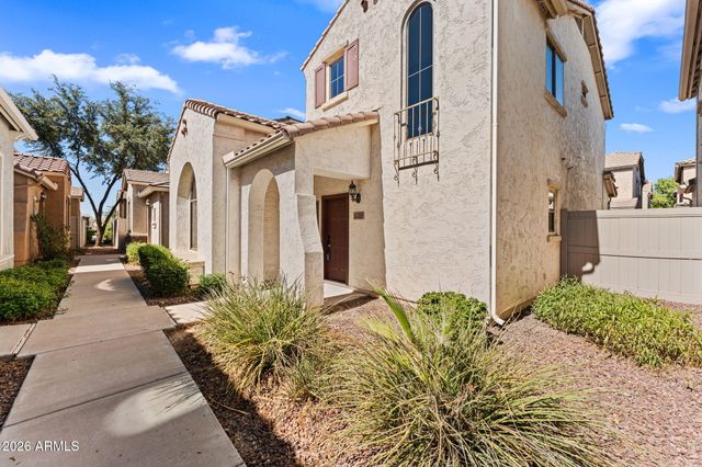 1943 W DAVIS Road, Phoenix, AZ 85023