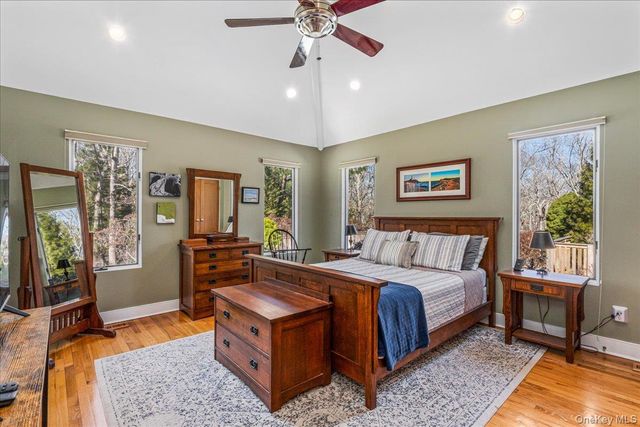 24 Tanglewood Trail, Hampton Bays, NY 11946