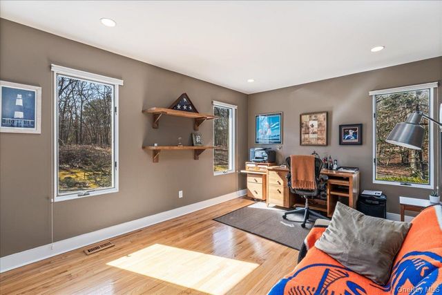 24 Tanglewood Trail, Hampton Bays, NY 11946