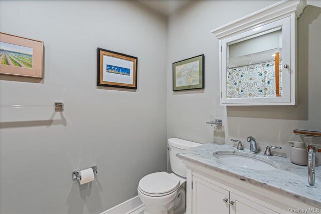 24 Tanglewood Trail, Hampton Bays, NY 11946