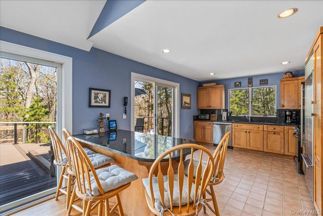 24 Tanglewood Trail, Hampton Bays, NY 11946