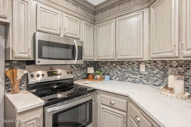 631 Oak Run Trail Tl203, Oak Park, CA 91377