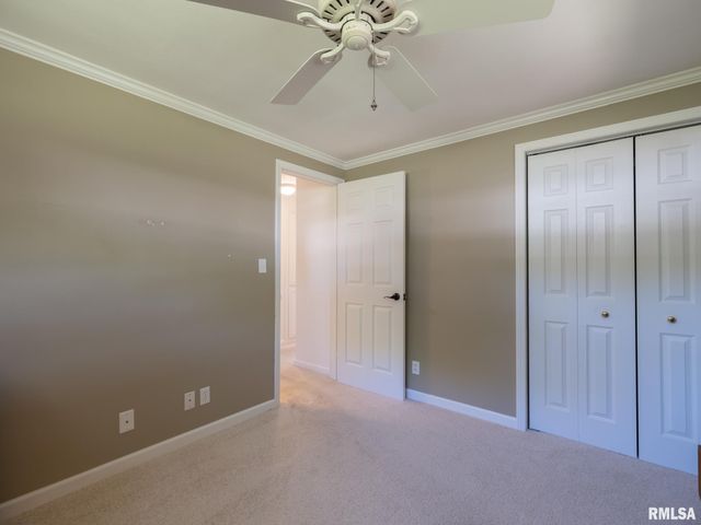 2229 GLENDALE Avenue, Pekin, IL 61554