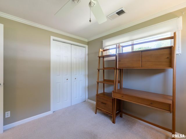 2229 GLENDALE Avenue, Pekin, IL 61554