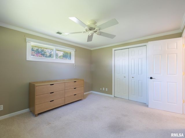 2229 GLENDALE Avenue, Pekin, IL 61554