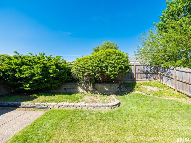 2229 GLENDALE Avenue, Pekin, IL 61554