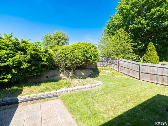 2229 GLENDALE Avenue, Pekin, IL 61554