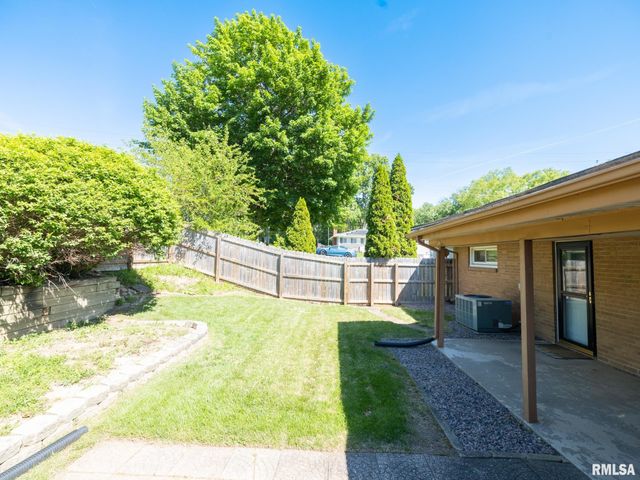 2229 GLENDALE Avenue, Pekin, IL 61554