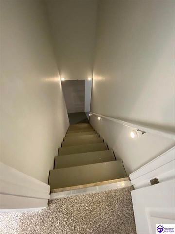 2634 Lake Road North, Radcliff, KY 40160