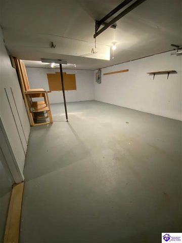 2634 Lake Road North, Radcliff, KY 40160