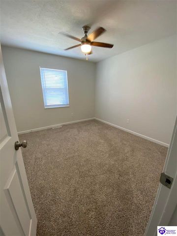 2634 Lake Road North, Radcliff, KY 40160