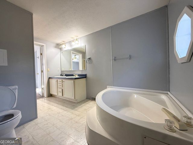 5298 Ga Highway 67, Brooklet, GA 30415