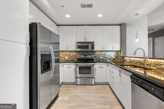 860 Peachtree Street NE 2401, Atlanta, GA 30308