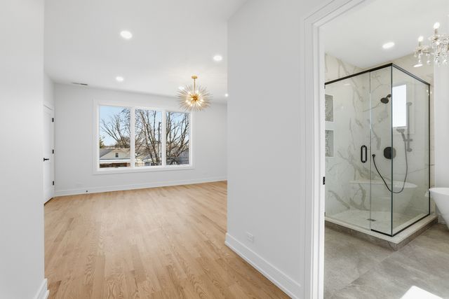 4449 N Sayre Avenue N, Harwood Heights, IL 60706