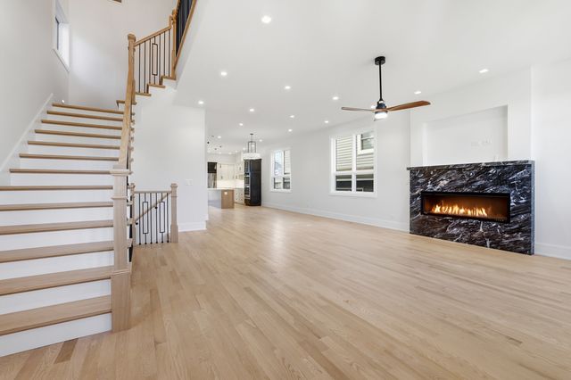 4449 N Sayre Avenue N, Harwood Heights, IL 60706