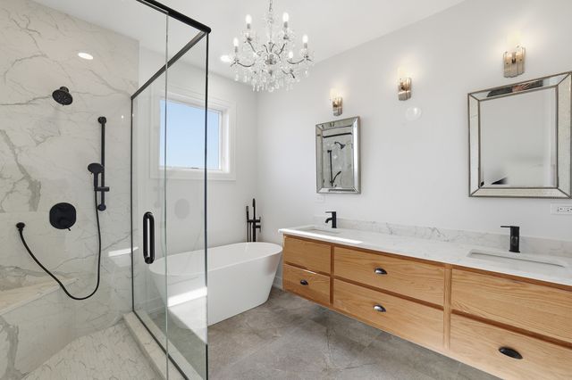 4449 N Sayre Avenue N, Harwood Heights, IL 60706