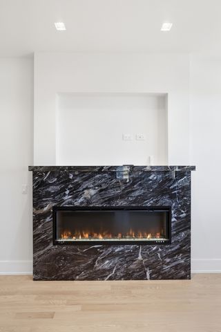 4449 N Sayre Avenue N, Harwood Heights, IL 60706