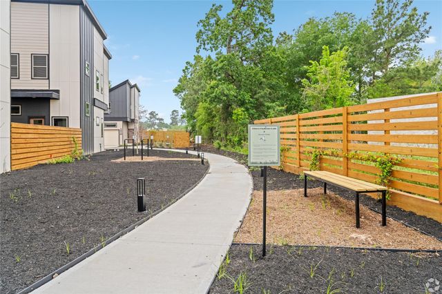 13106 Beauty Berry Ridge Lane, Cypress, TX 77429