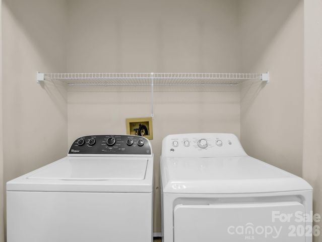 220 Dartcrest Drive, Hendersonville, NC 28792