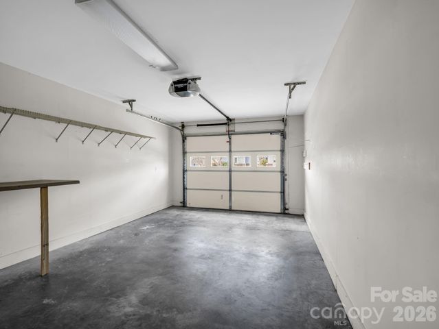 220 Dartcrest Drive, Hendersonville, NC 28792