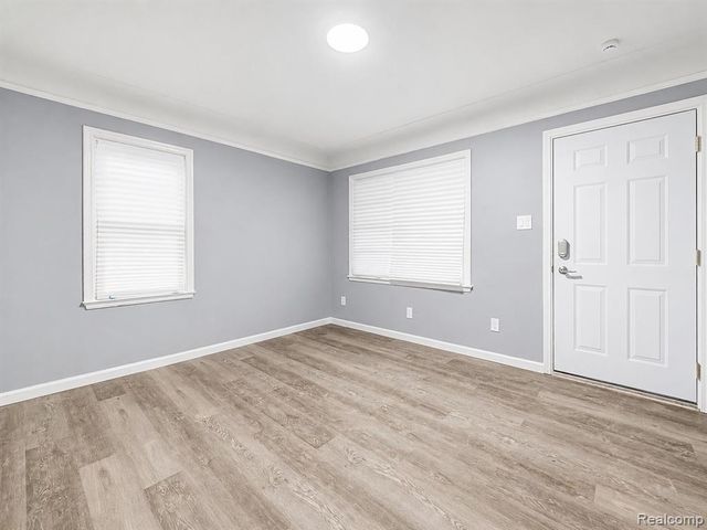 12582 Duchess Street, Detroit, MI 48224