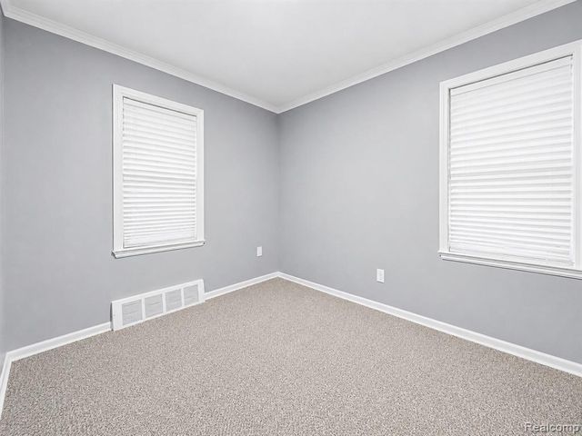 12582 Duchess Street, Detroit, MI 48224
