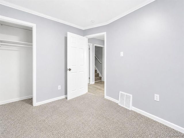 12582 Duchess Street, Detroit, MI 48224