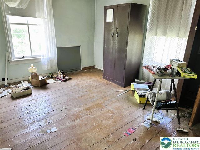 2530 5th Street, Chapman Boro, PA 18014
