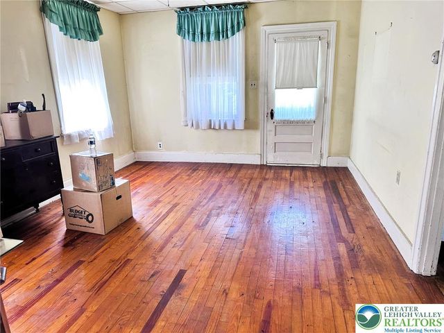 2530 5th Street, Chapman Boro, PA 18014
