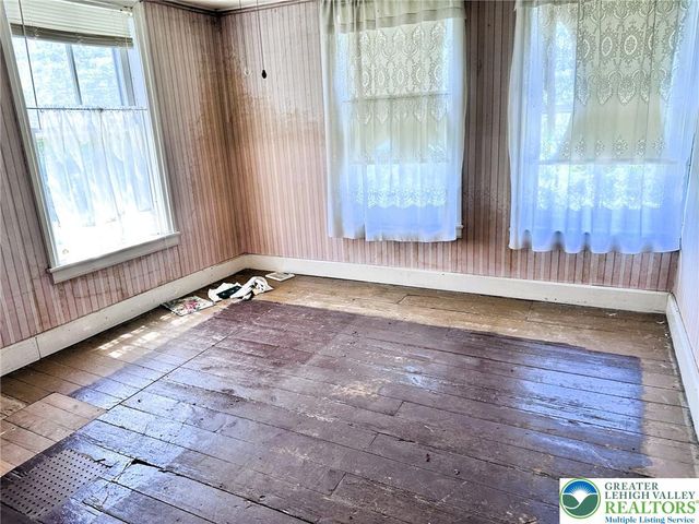 2530 5th Street, Chapman Boro, PA 18014