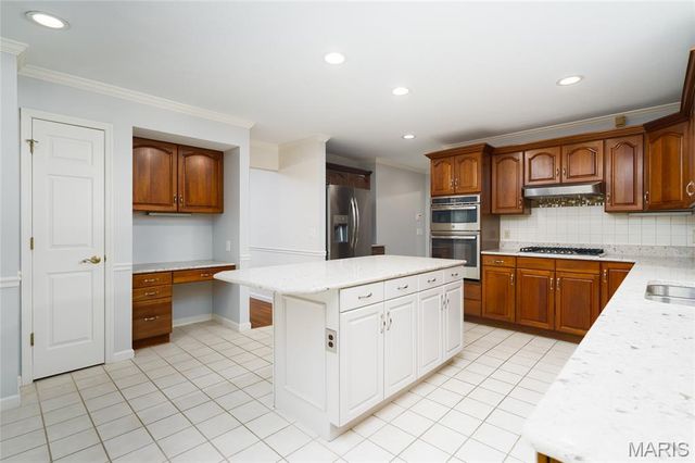 126 Fairwood Hills Road, O'fallon, IL 62269
