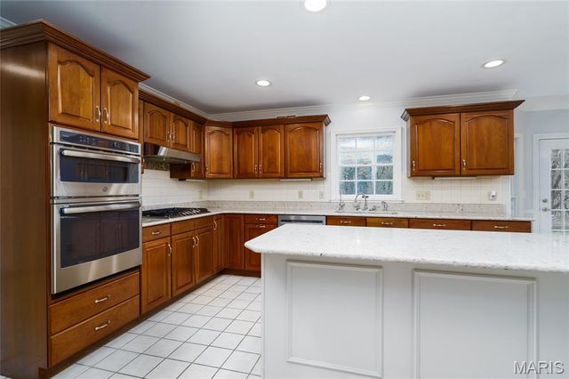 126 Fairwood Hills Road, O'fallon, IL 62269