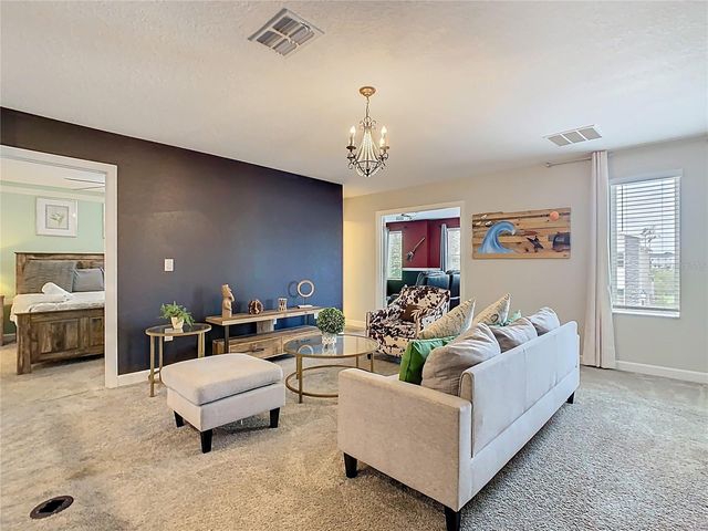 303 OCEAN COURSE AVENUE, Davenport, FL 33896