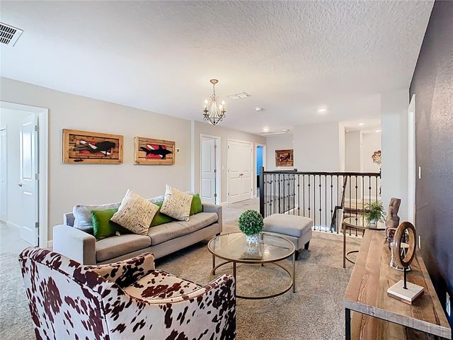 303 OCEAN COURSE AVENUE, Davenport, FL 33896