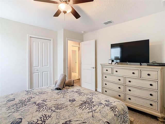 303 OCEAN COURSE AVENUE, Davenport, FL 33896