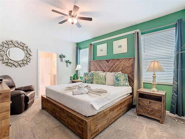 303 OCEAN COURSE AVENUE, Davenport, FL 33896