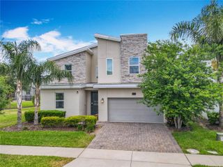 303 OCEAN COURSE AVENUE, Davenport, FL 33896