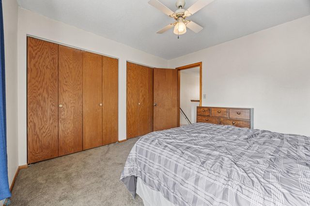 2203 4th Avenue S, Moorhead, MN 56560