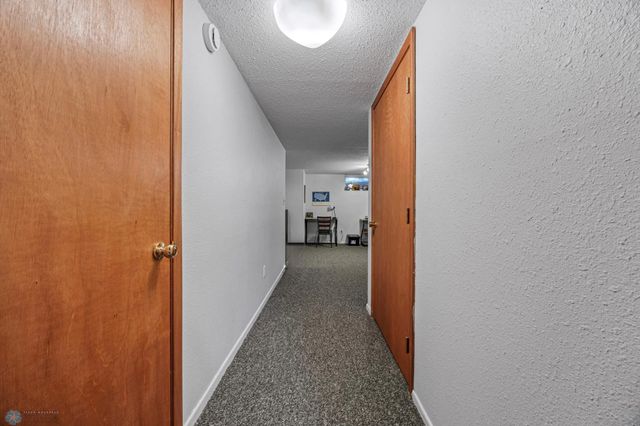 2203 4th Avenue S, Moorhead, MN 56560