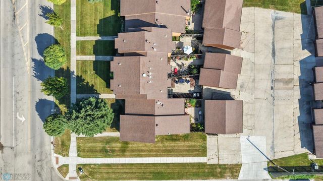 2203 4th Avenue S, Moorhead, MN 56560