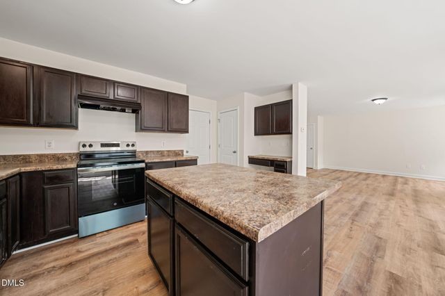 6620 Summer Grove Street, Raleigh, NC 27610